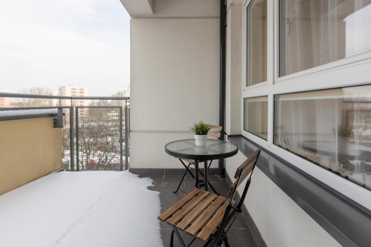 Praga Family Apartment With Parking By Noclegi Renters Varsovia Exterior foto